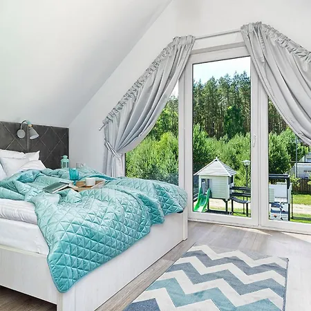 2 Bedroom Beautiful In * Białogóra