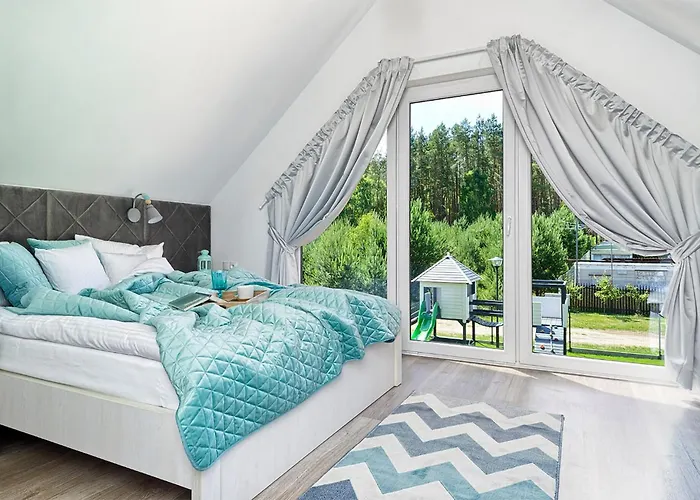 2 Bedroom Beautiful In * Białogóra